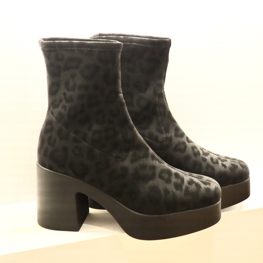 Botín elástico plataforma animal print CLAUDIA