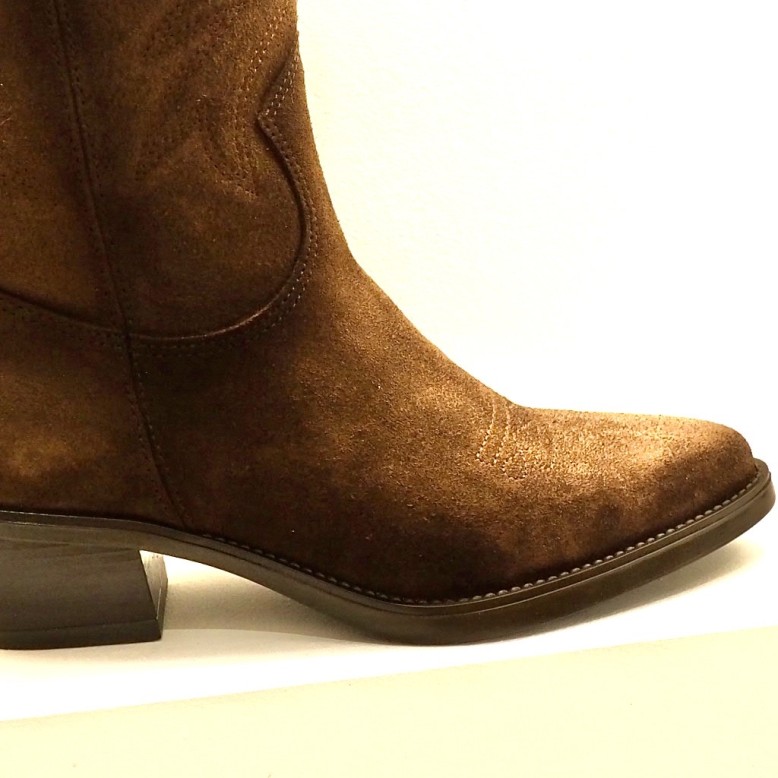 Bota campera encuero en cuero marrón VIGUERA