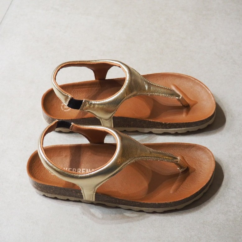 sandalias verbenas de piel color oro